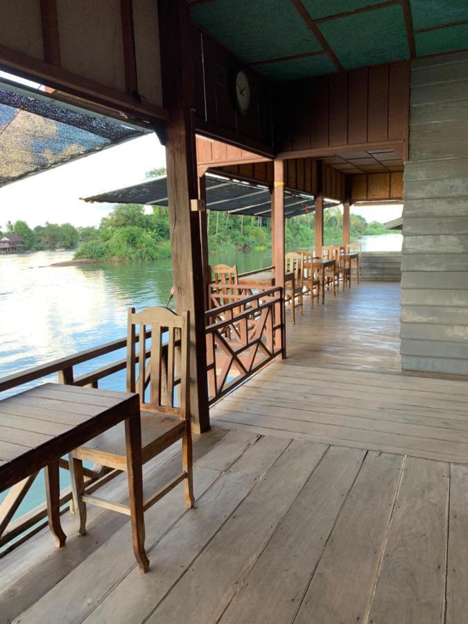 Pa Kha Guesthouse Muang Khong Exterior photo